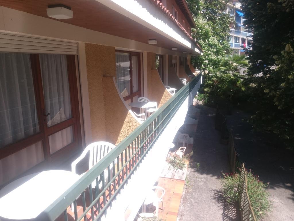 Hotel Le Mas Fleuri Vernet-les-Bains Exterior foto